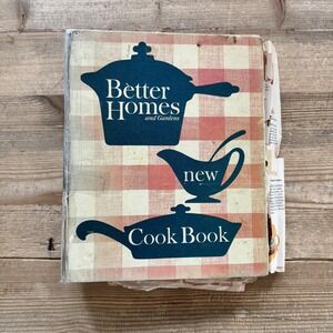 Vintage Better Homes & Gardens Cookbook Binder with Clipped Recipes- Weathered
